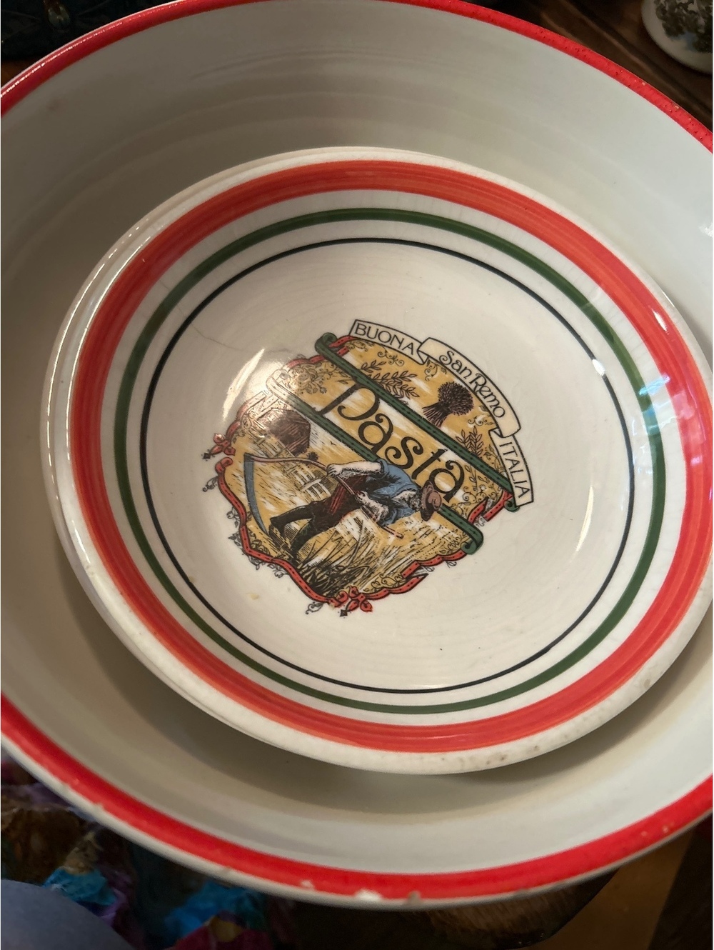 Mixed lot pasta bowls